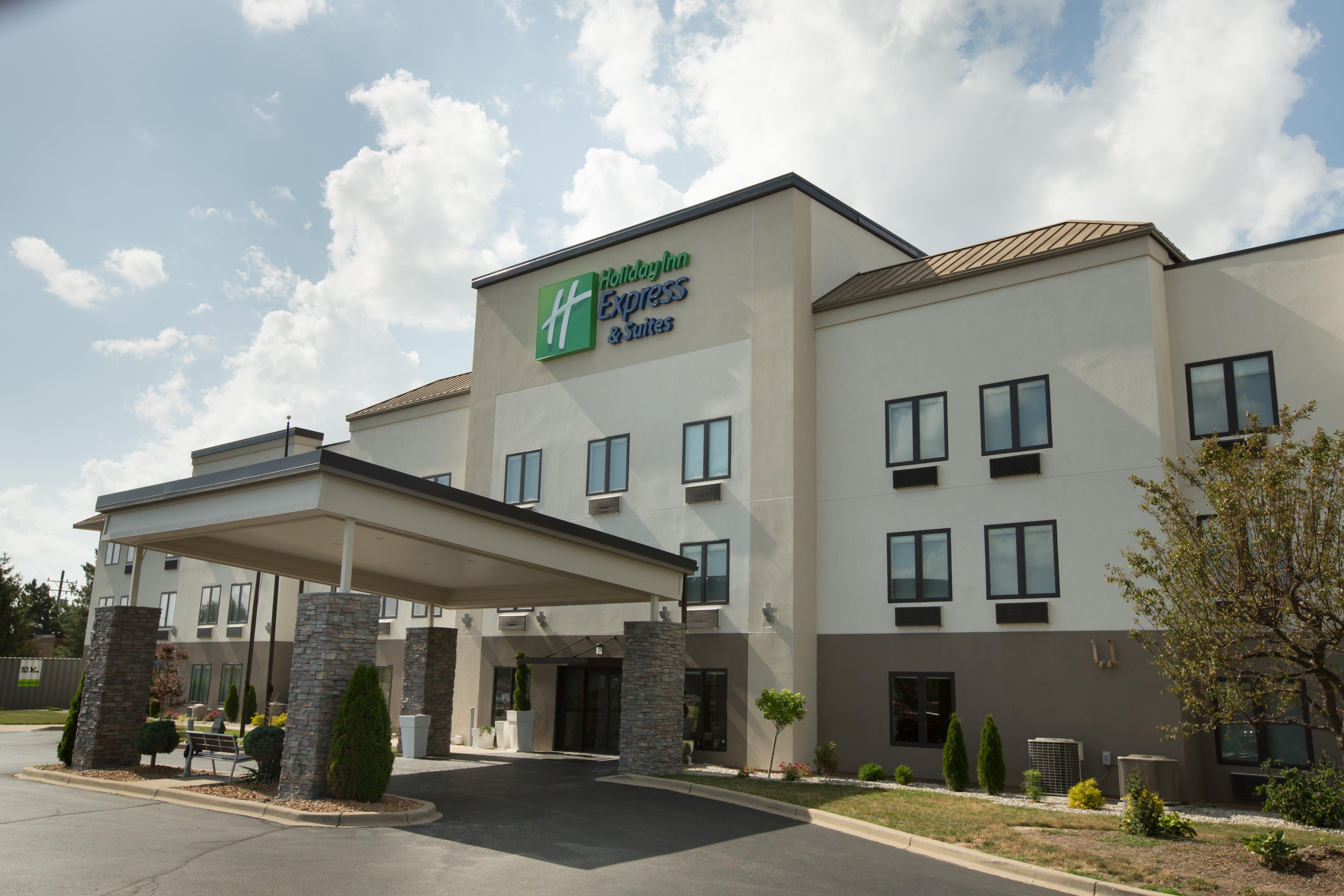 Holiday Inn Express Hotel & Suites Madison By Ihg Esterno foto
